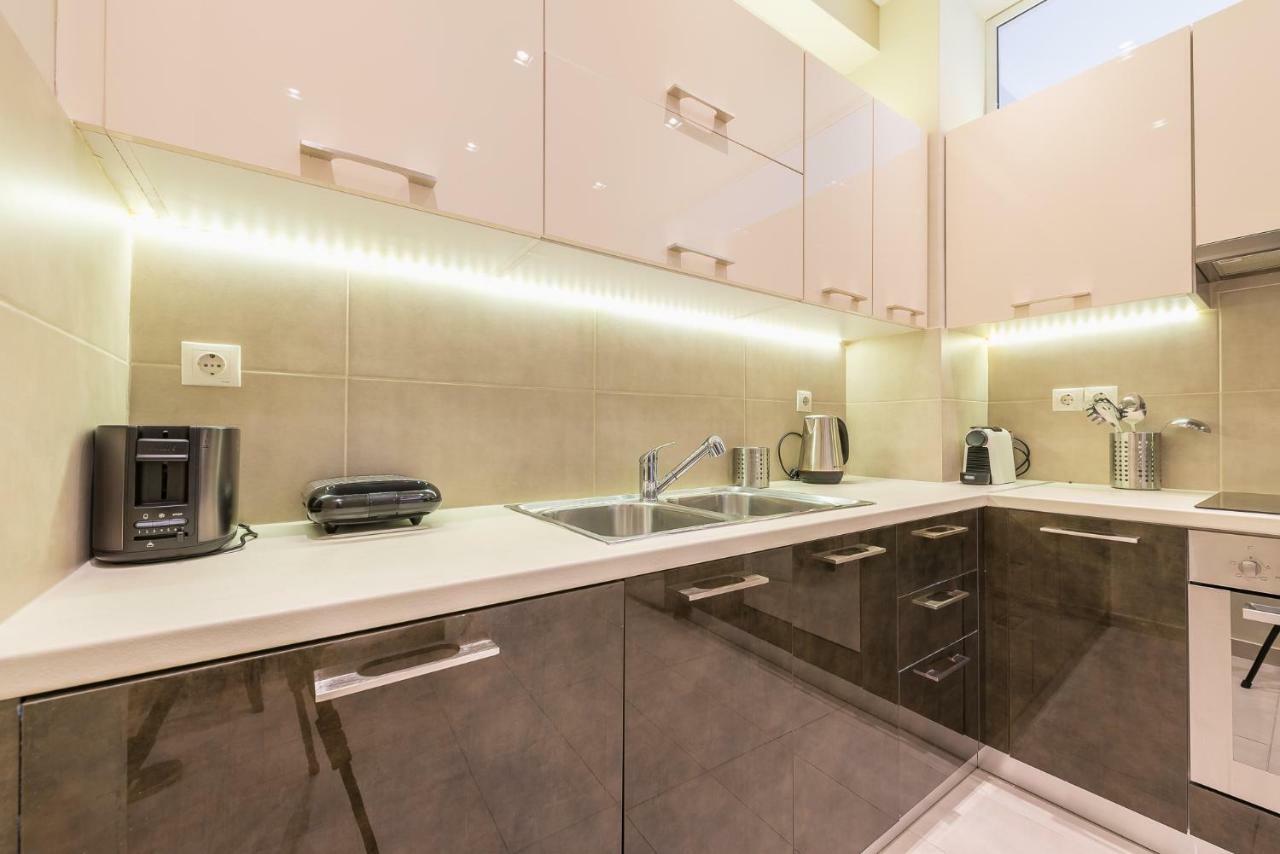 The Syntagma Edition Apartment Athens Ngoại thất bức ảnh